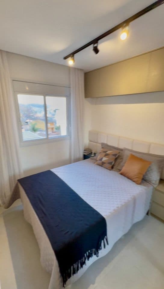 Apartamento à Venda, 2 Dormitórios - Picanço