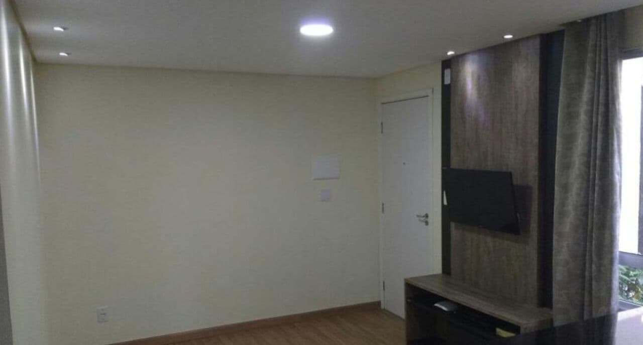 Apartamento à Venda, 2 Dormitórios - Vila Alzira
