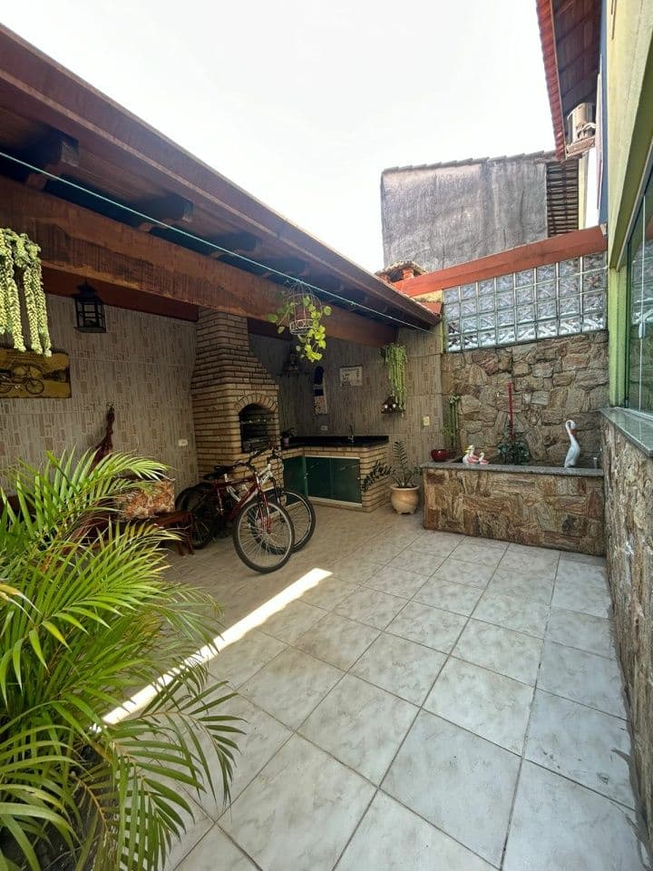 Casa à venda - Vila Hulda