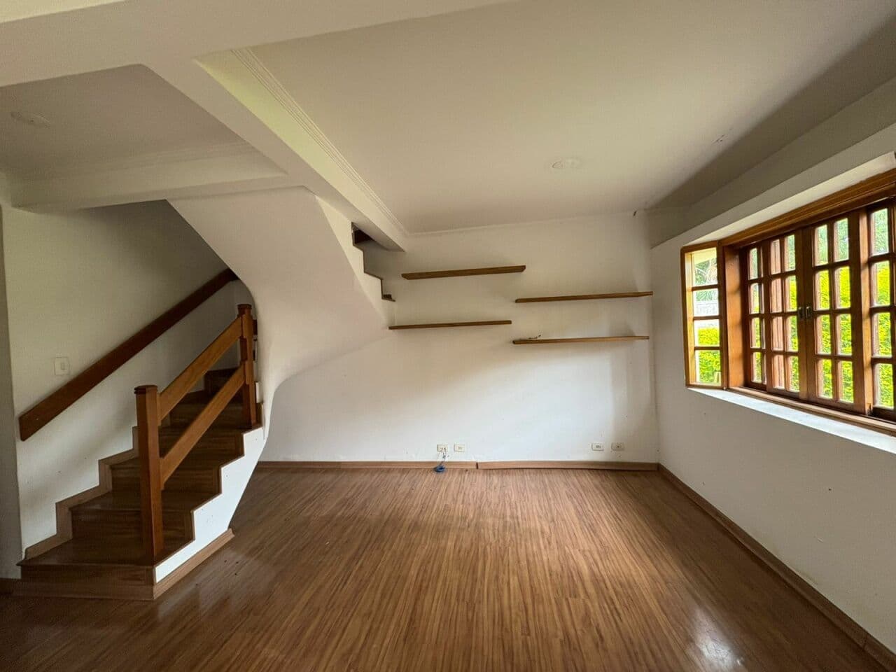 Casa d condomínio 5 dormitórios (2 suítes) e 2 vgs à venda - Vila Rosália